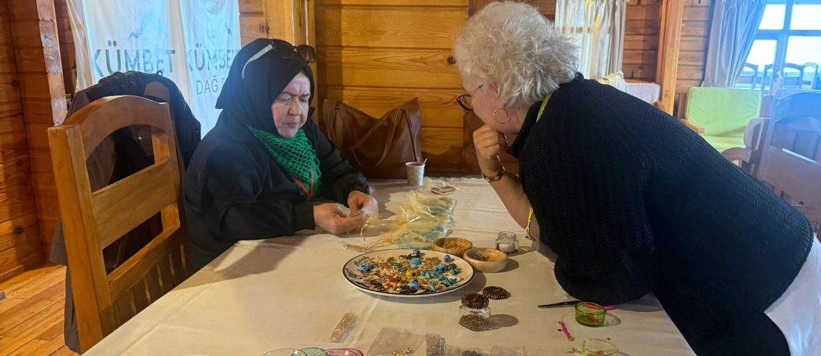 KÜMBET DAĞ EVİ’NDE YAYLA FİREFEST COŞKUSU